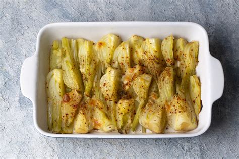 image d'un plat de fenouil confit avec des herbes