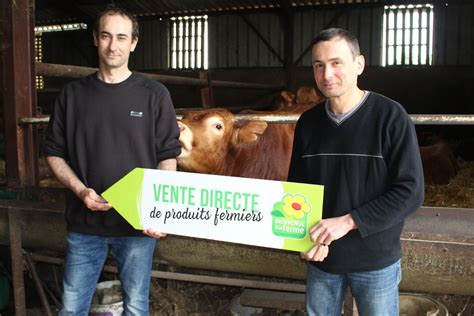 Intérieur du magasin de vente directe de la Scea Garcin présentant les produits locaux