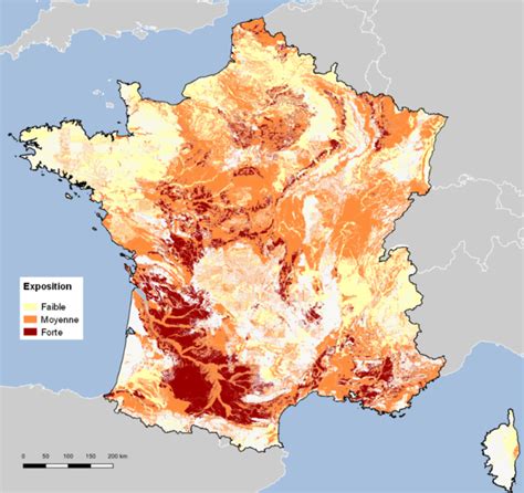 Carte de France indiquant les zones à risque de retrait-gonflement des argiles
