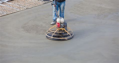 Processus de talochage du béton à l'hélicoptère