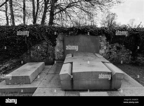 Tombe de Paul Claudel