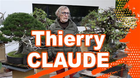 Thierry Claude presenting his bonsaï to an audience