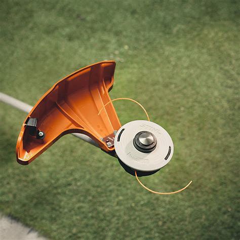 Schéma technique d'une tête faucheuse de débroussailleuse Stihl