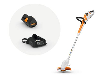 Coupe-bordures STIHL FSA 30 en action