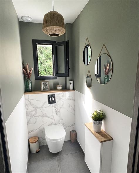 Exemple d'aménagement d'un coin toilettes pour chien avec du gravier