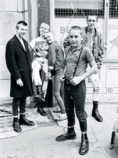 Jeunes skinheads à Londres en 1969