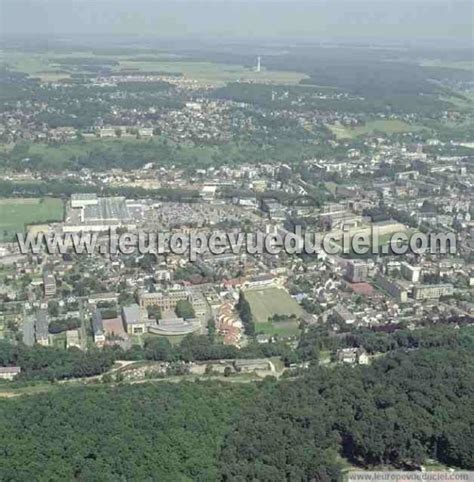 Vue aérienne du quartier de Navarre à Évreux