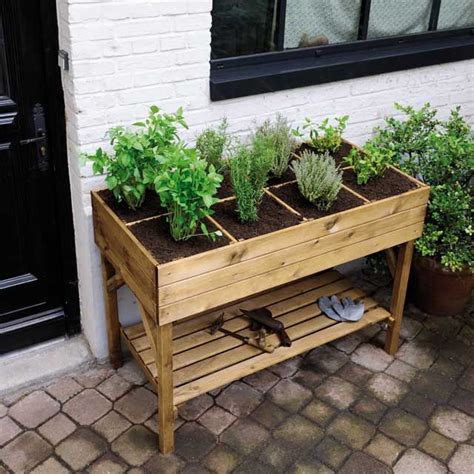 Jardinière de plantes aromatiques