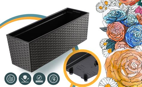 Illustration d'une jardinière rectangulaire en plastique sur un balcon fleuri