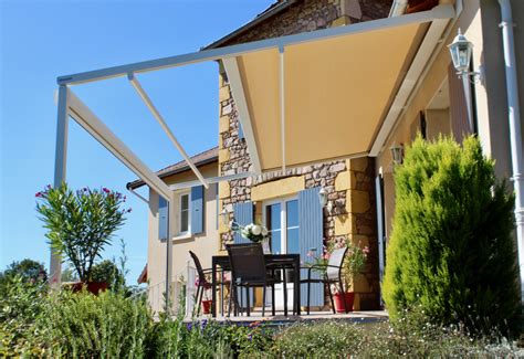 Système de store motorisé pour pergola