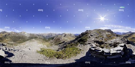 Panorama du Col du Granon avec les Écrins en arrière-plan