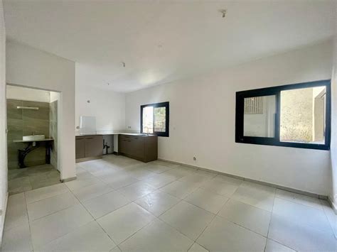Intérieur moderne d'un appartement T3 à Mont-de-Marsan