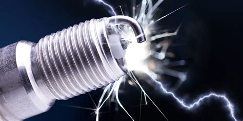 Bougie d'allumage avec une étincelle