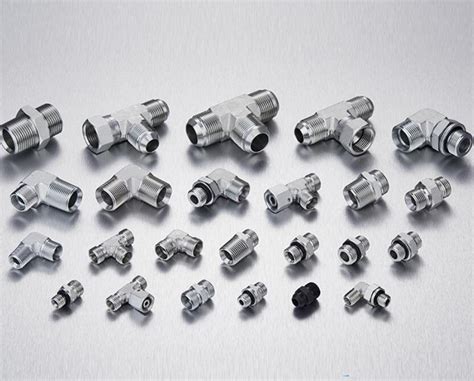 Exemples de raccords en T et en Y en inox pour échappement
