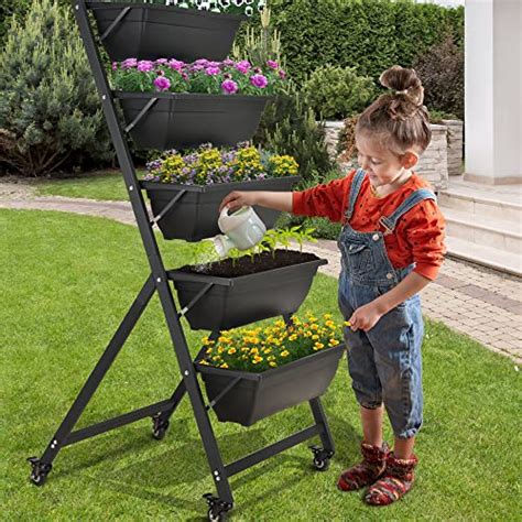 Exemple de jardinière verticale à plusieurs étages