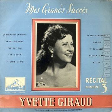 Disque vinyle d'époque mettant en avant les grands succès d'Yvette Giraud