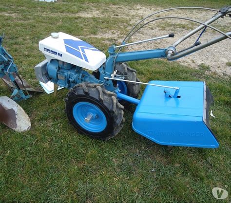 Motoculteur Staub PPX avec différents accessoires (charrue, rotavator, remorque)