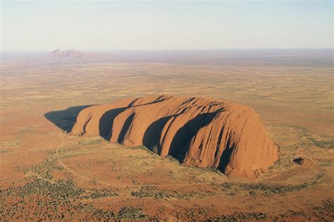Uluru, le monolithe sacré en Australie