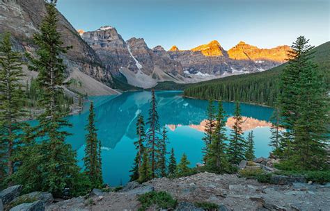 Calgary avec les montagnes Rocheuses en arrière-plan