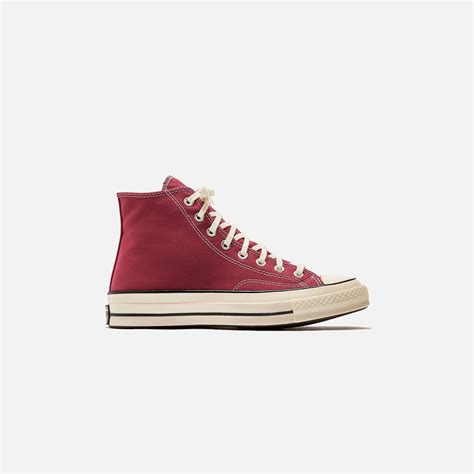 Converse Chuck 70 Midnight Hibiscus close-up