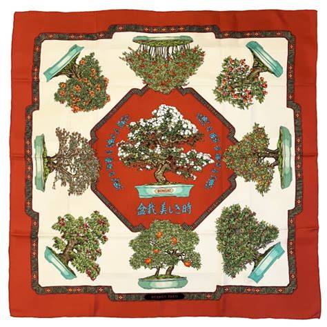 Hermès Carré Les Beaux Jours de Bonsaï motif détaillé