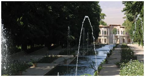 Schéma d'un jardin persan typique avec ses quatre sections et canaux