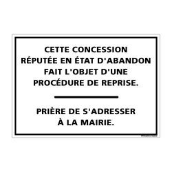 Photo d'une concession en état d'abandon avec végétation envahissante
