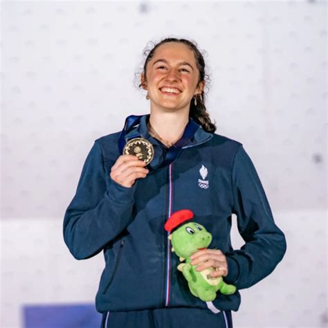 Camille Pouget posant
