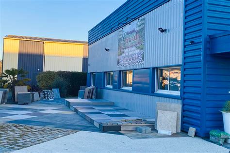Showroom d'aménagement extérieur