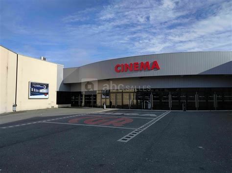 Façade du cinéma CGR Tarnos