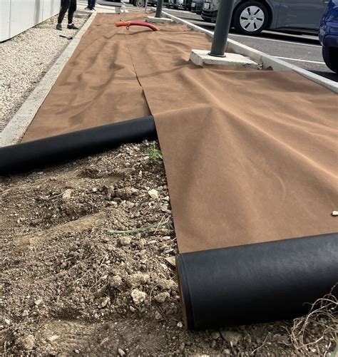 toile de paillage synthétique