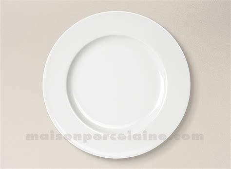 Assiette en porcelaine blanche ornée de fleurs d'hibiscus rouges peintes à la main