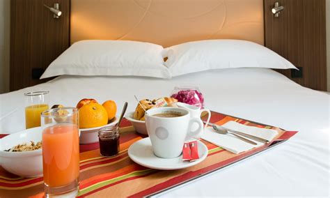 Exemple de petit déjeuner servi en chambre
