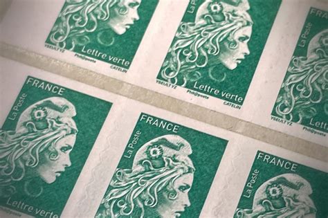 Illustration d'une Lettre Verte et de son timbre