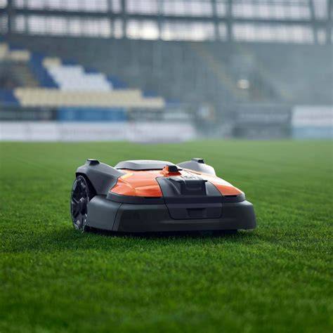 Robot tondeuse Automower® Husqvarna en fonctionnement