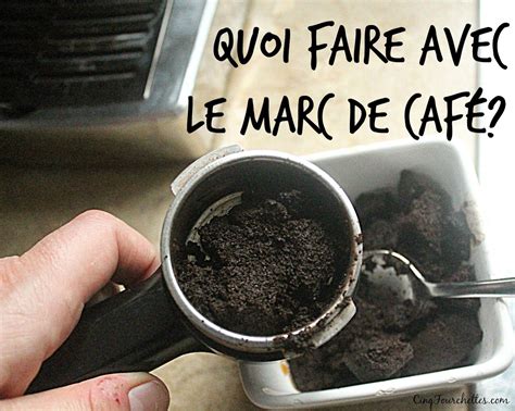 Photo d'un réfrigérateur avec un petit récipient contenant du marc de café