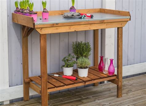table de rempotage hibiscus