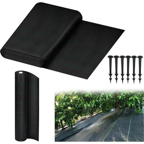 Photographie montrant différentes couleurs et grammages de tissus anti-mauvaises herbes.