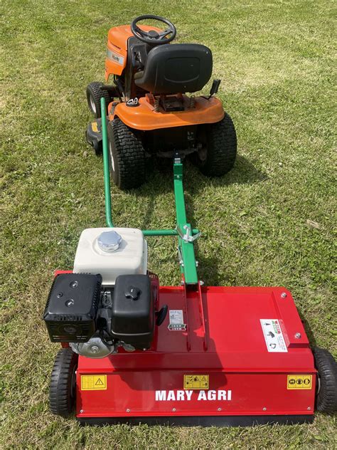 Infographie comparant les modèles 7082, 494 et 450 de scarificateurs Mary Agri