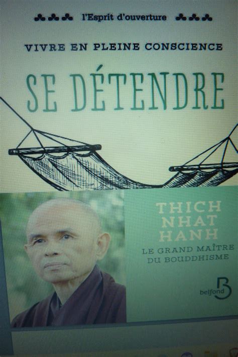 Thich Nhat Hanh enseignant la pleine conscience