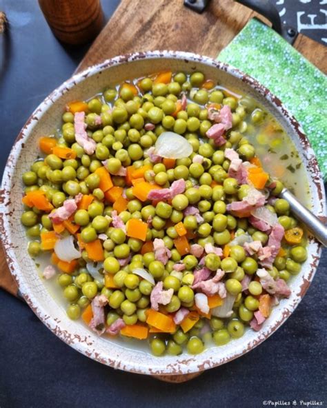 Petits pois frais dans leur cosse