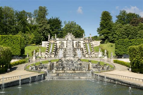 Vue sur la Grande Cascade du domaine national de Saint-Cloud
