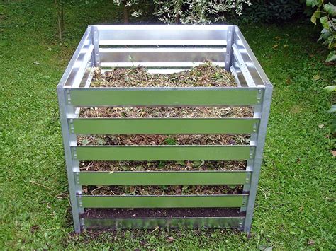 Composteur en silo moderne