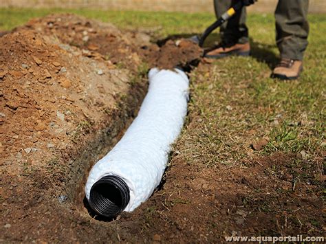 Illustration d'un sol bien drainé avec du gravier et du sable