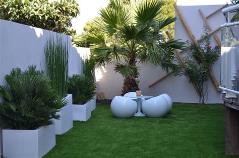 Exemple d'un jardin avec différentes zones d'arrosage combinées