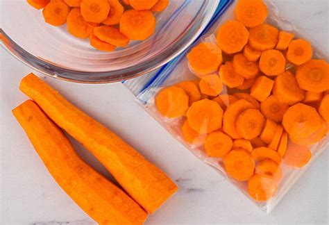 carottes crues et coupées