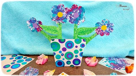 un pot de fleurs en carton fait maison