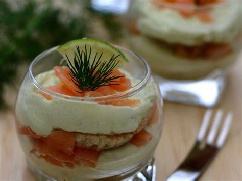 Tiramisu salé au saumon et avocat