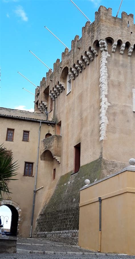 Vue du Château Grimaldi à Cagnes-sur-Mer