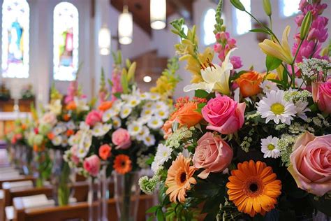 décoration florale dans une église